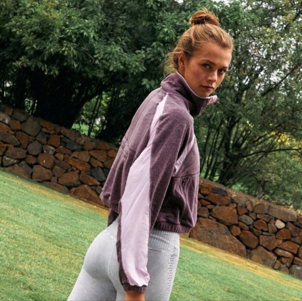 NWT Free People So Fly Half Zip Pullover - Picture 2 of 13